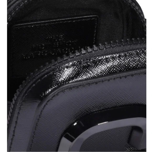 NWT:MARC JACOBS -Hotshot DTM Bag never used Missing strap reason for price! Firm - Picture 6 of 6